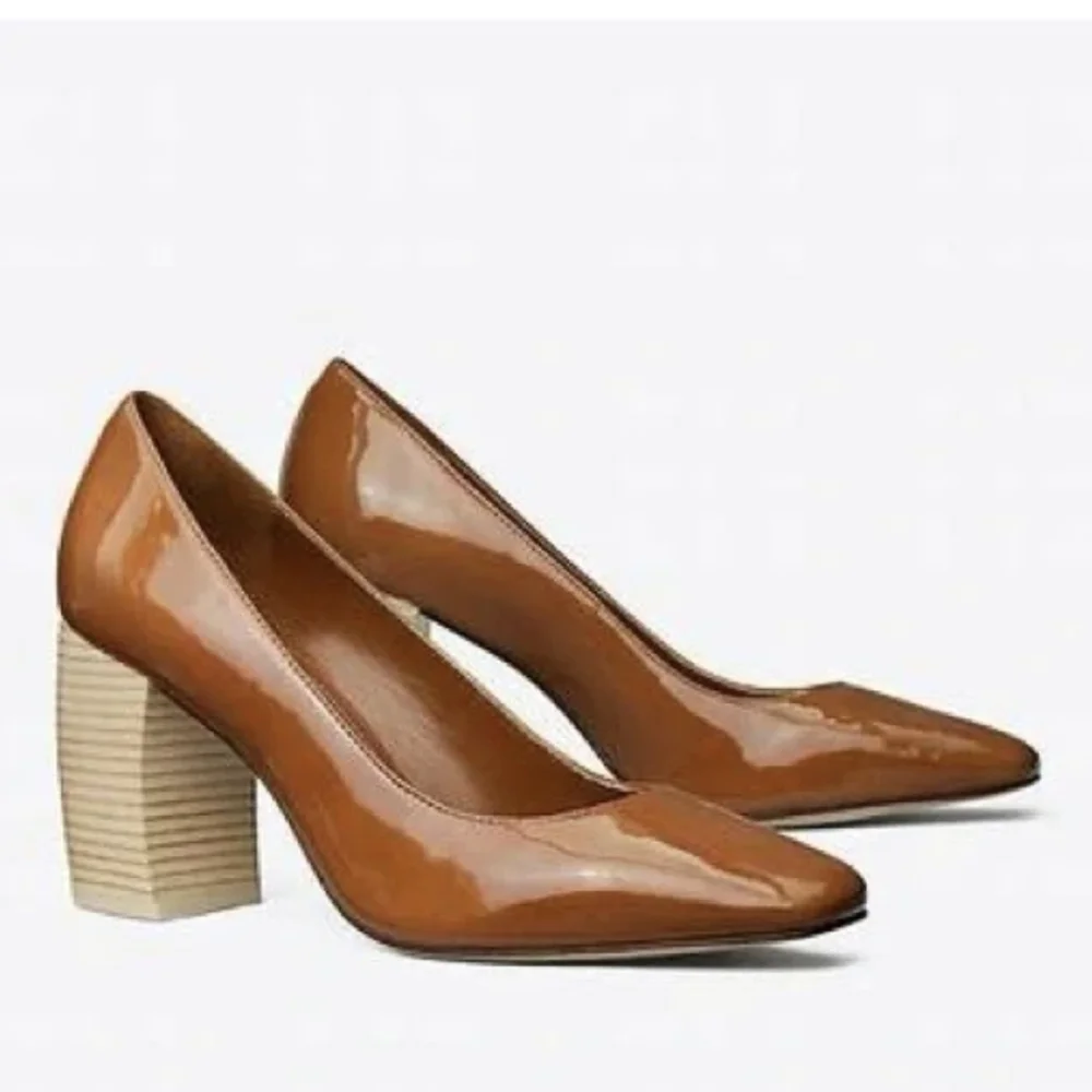 Tory Burch Banana Patent Leather Pumps sz 5M​ - Picture 2 of 16